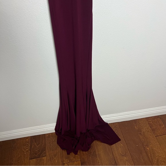 NEW Norma Kamali x Revolve Low Back Slip Mermaid Fishtail Gown in Plum (flawed) - Picture 5 of 9